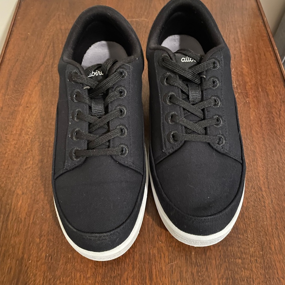 Black canvas allbirds women’s shoes